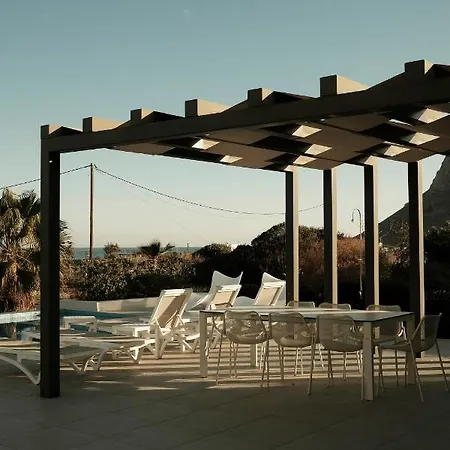 Gardenia, De Luxe Avec Piscine A Debordement Βίλα