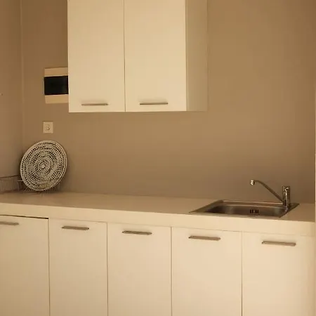 Βίλα Gardenia, De Luxe Avec Piscine A Debordement