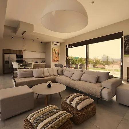 Gardenia, De Luxe Avec Piscine à Débordement Chania (Crete)