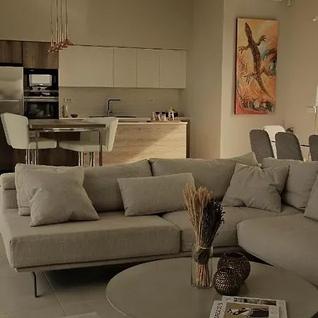 Gardenia, De Luxe Avec Piscine A Debordement Villa Hanya