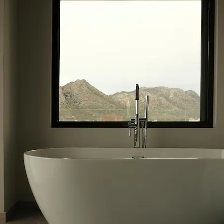 Gardenia, De Luxe Avec Piscine A Debordement