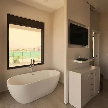 Villa Gardenia, De Luxe Avec Piscine A Debordement