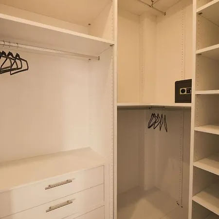 Gardenia, De Luxe Avec Piscine A Debordement Hanya