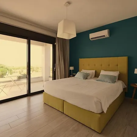 Gardenia, De Luxe Avec Piscine A Debordement Villa