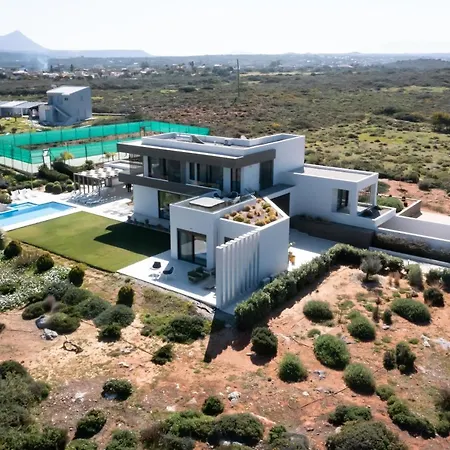 Gardenia, De Luxe Avec Piscine A Debordement Вілла